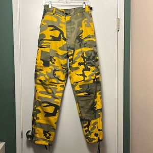 Vintage Yellow Camouflage Military BDU Cargo Pants - Size Small
